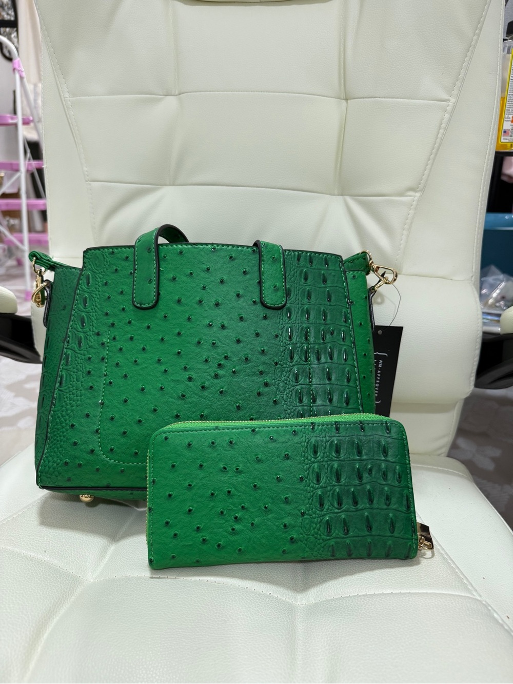 Structured Green Faux-Ostrich Satchel 2 way with bonus wallet brand new - Picture 2 of 12